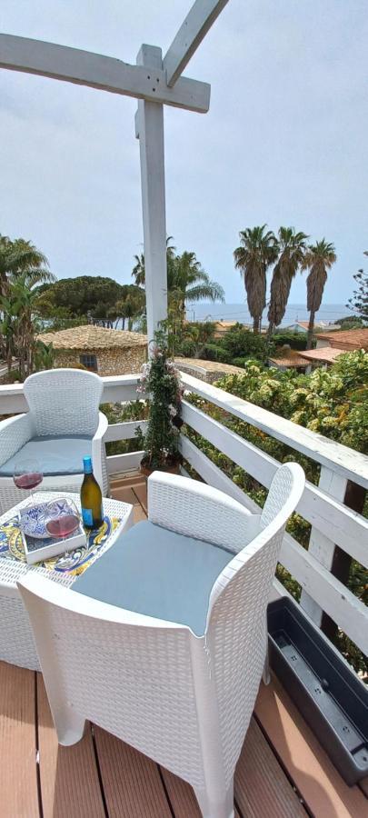 Appartamentino In Villa A 2 Passi Dal Mare Fontane Bianche Dış mekan fotoğraf